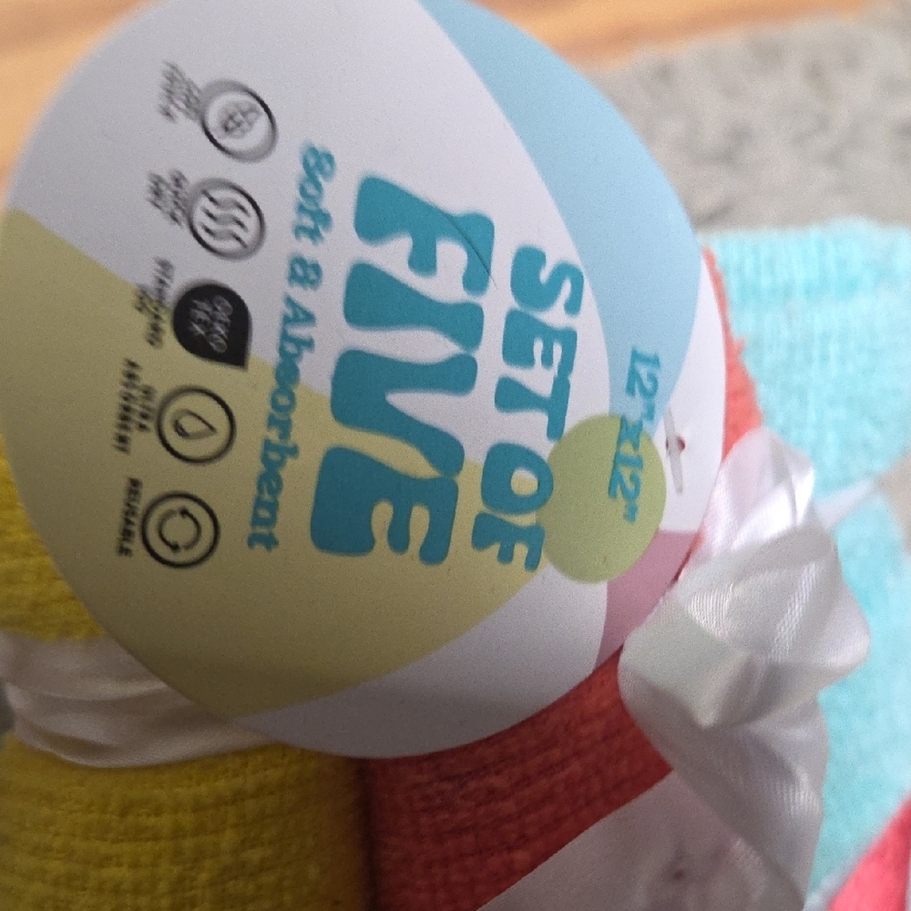 Colorful Washcloth Set - Picture 4 of 4